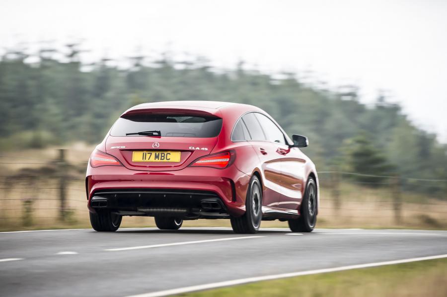  Mercedes-AMG CLA45 4Matic Shooting Brake 2016 года  (UK) (фото 3 из 26)